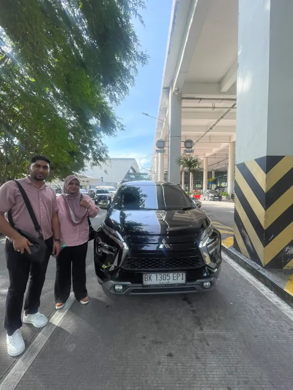 Dokumentasi penjemputan pelanggan — dokumentasi Wijaya Rent Car